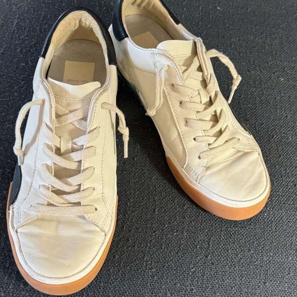 DV Dolce Vita women’s casual comfortable sneaker size 6.5 worn only a few times. - Picture 5 of 11